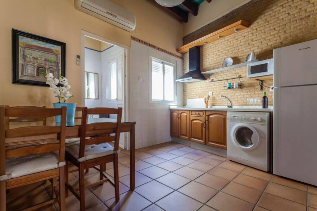 Precioso Apart - Localizacion Perfecta **Wifi - A/C** Sevilla Buitenkant foto